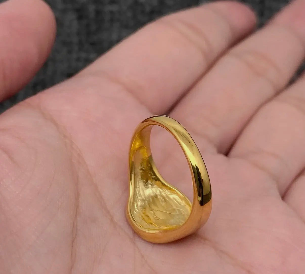 The Wolrd Is Yours 18K Golden Ss Glossy Square Ring