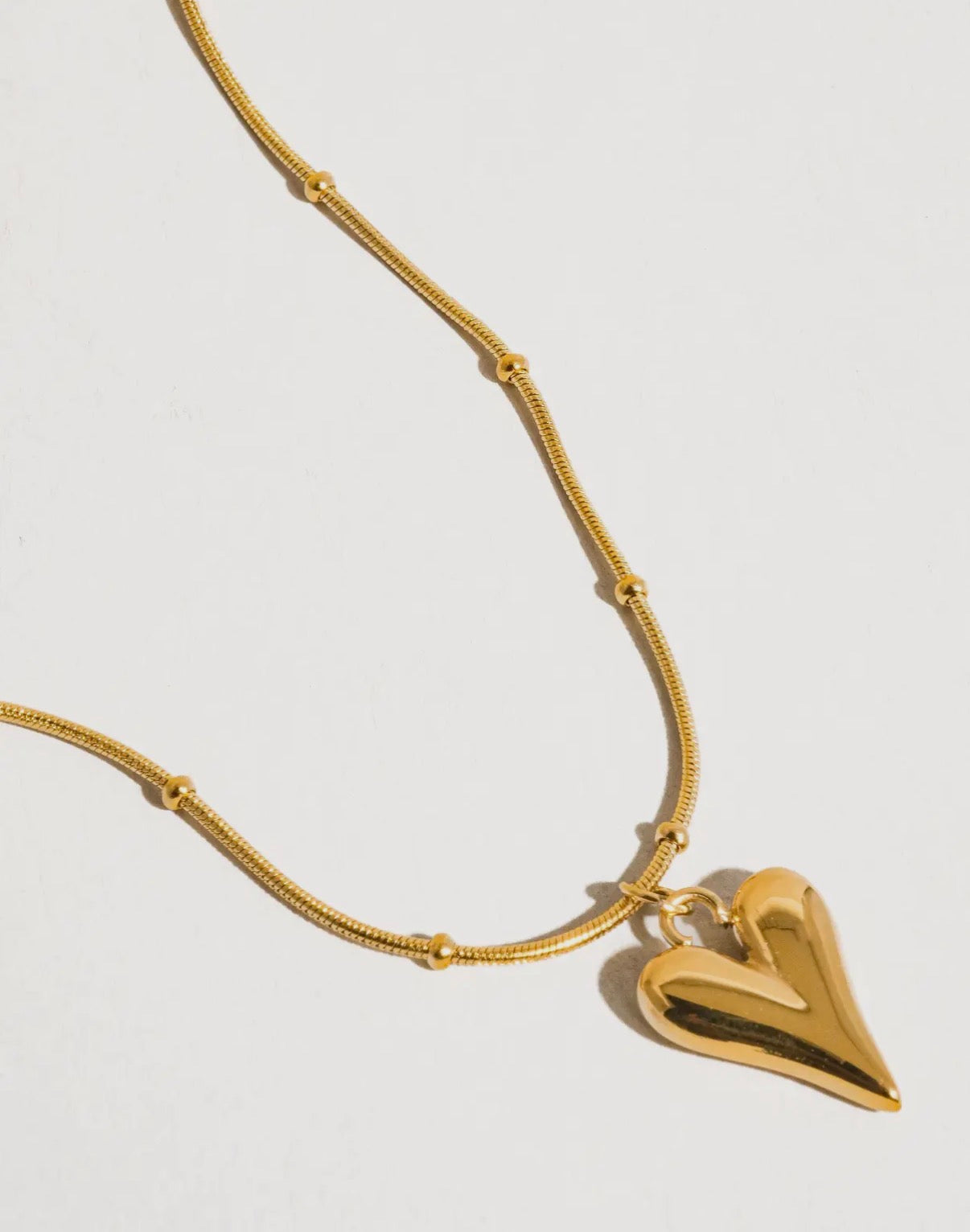 Bay 18K Gold Non-Tarnish Heart Necklace