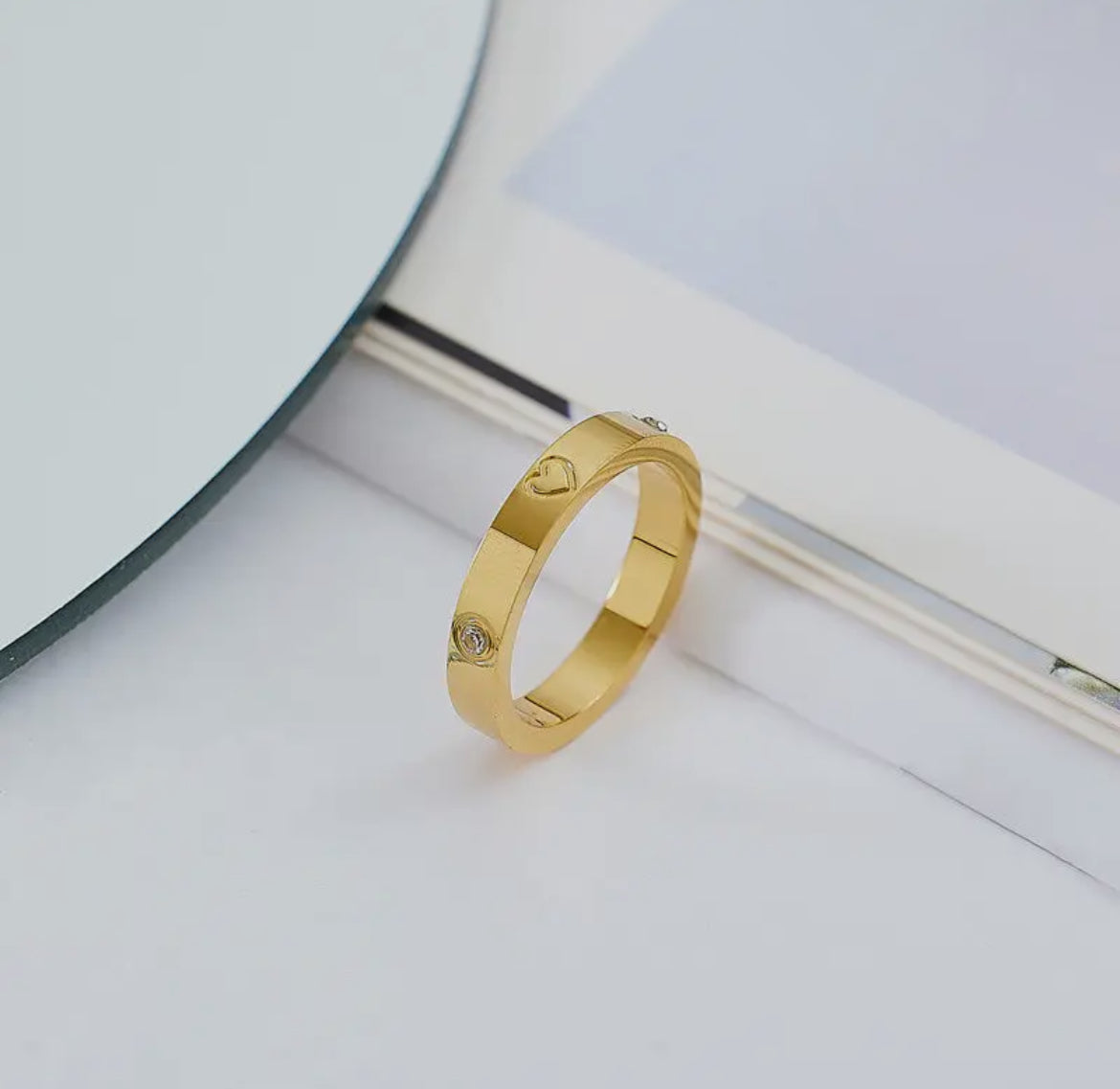 “The Nora” Ring (size 6)