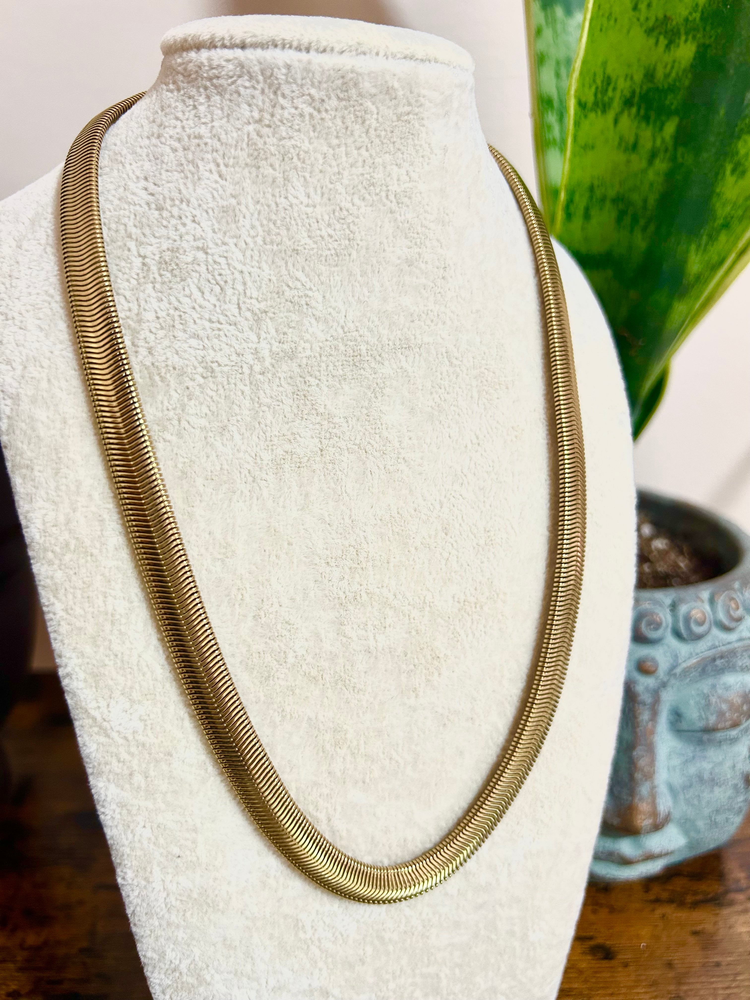 Cleo •Non-Tarnish•Stainless Steel - Chunky Bold Snake Chain Necklace