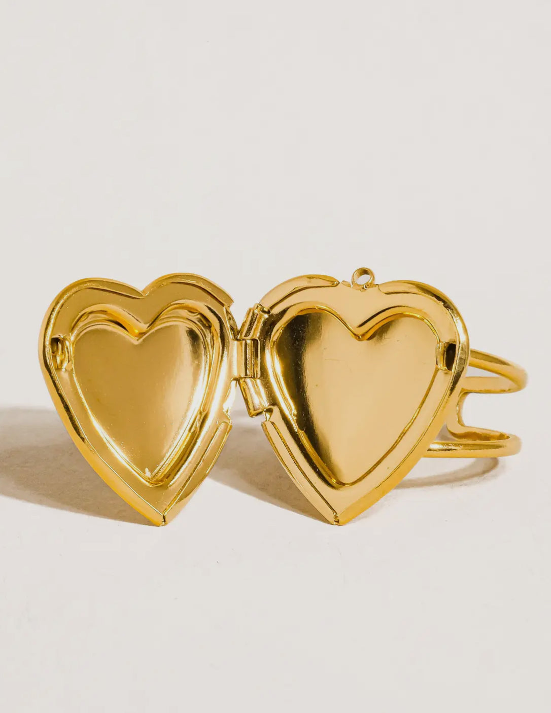 Picture Ring 18k Gold Plated Non Tarnish