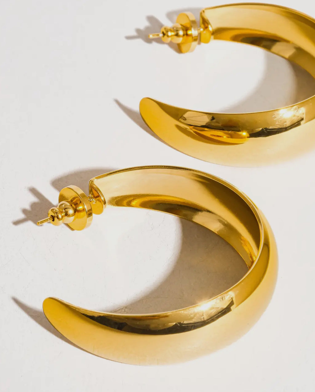 Rome 18K Gold Non-Tarnish Classic C Hoop Earring